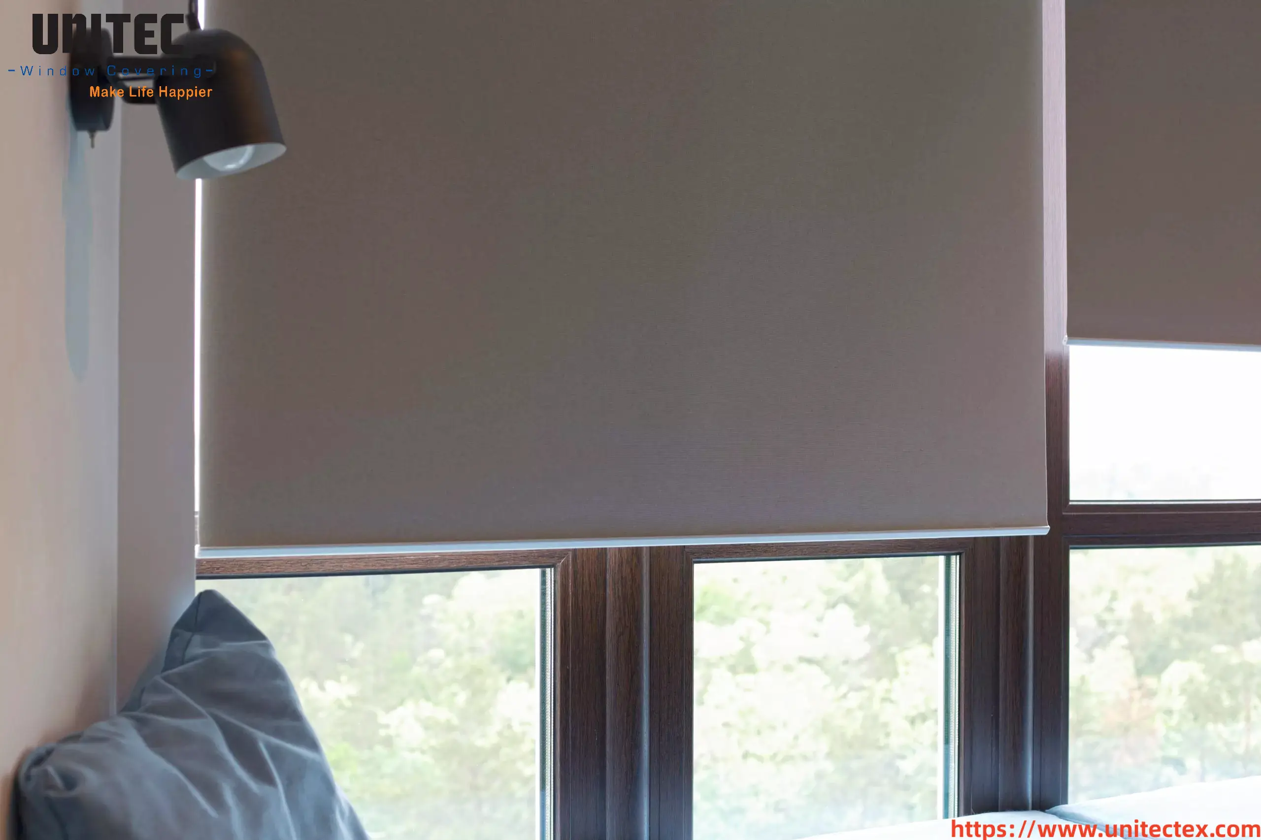 Cortinas enrollables para protección solar